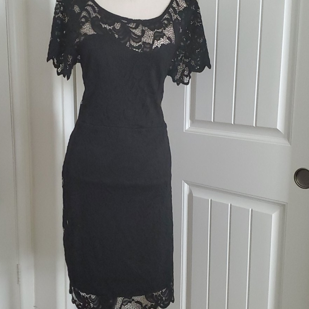 black lace dress